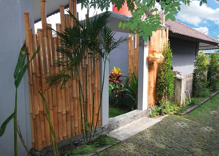 Andy Guest house 2*
